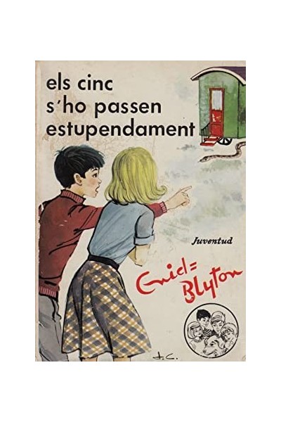 Els cinc s'ho passen estupendament